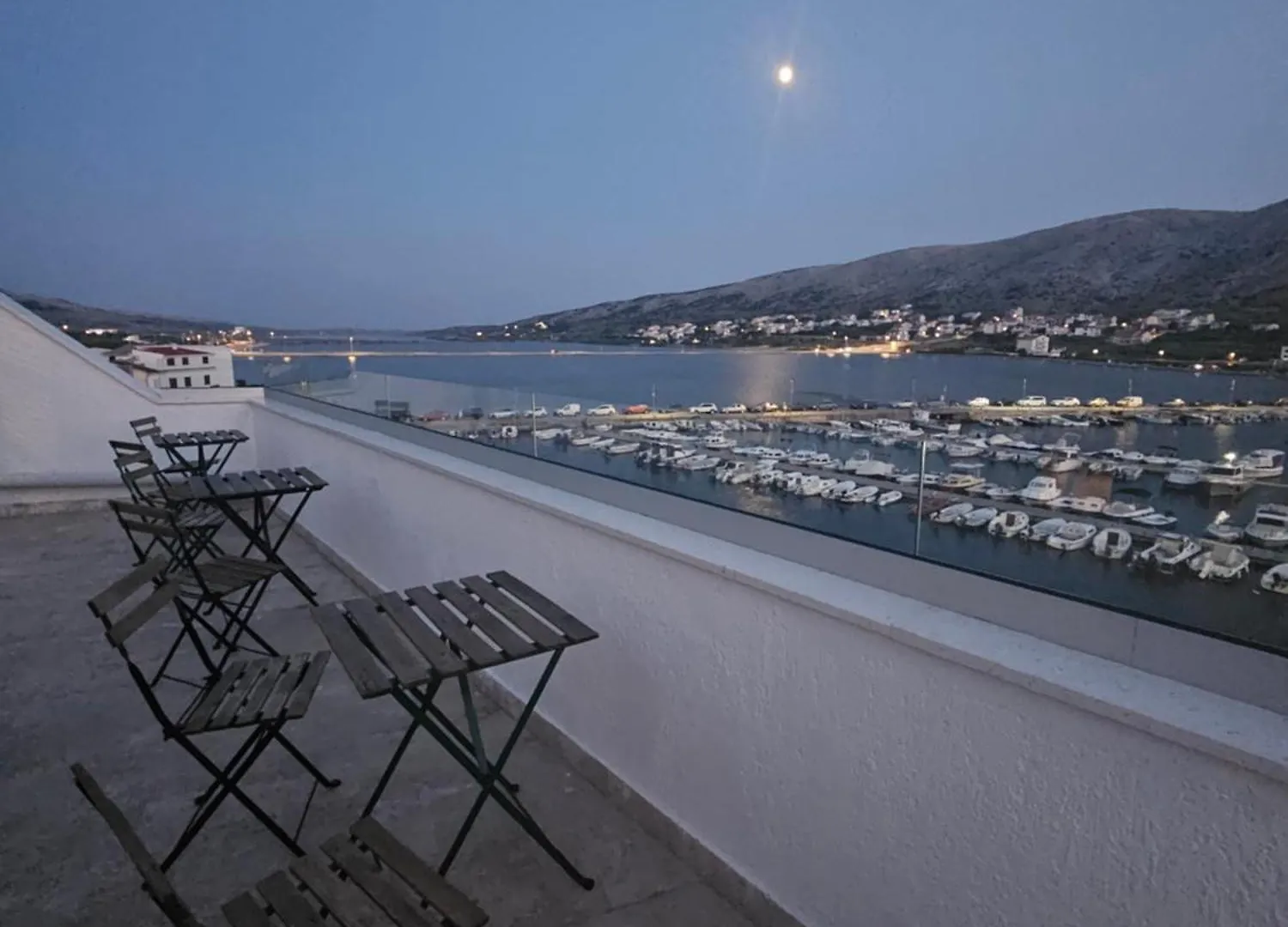 Lägenhet Apartmani Katine Pag Town