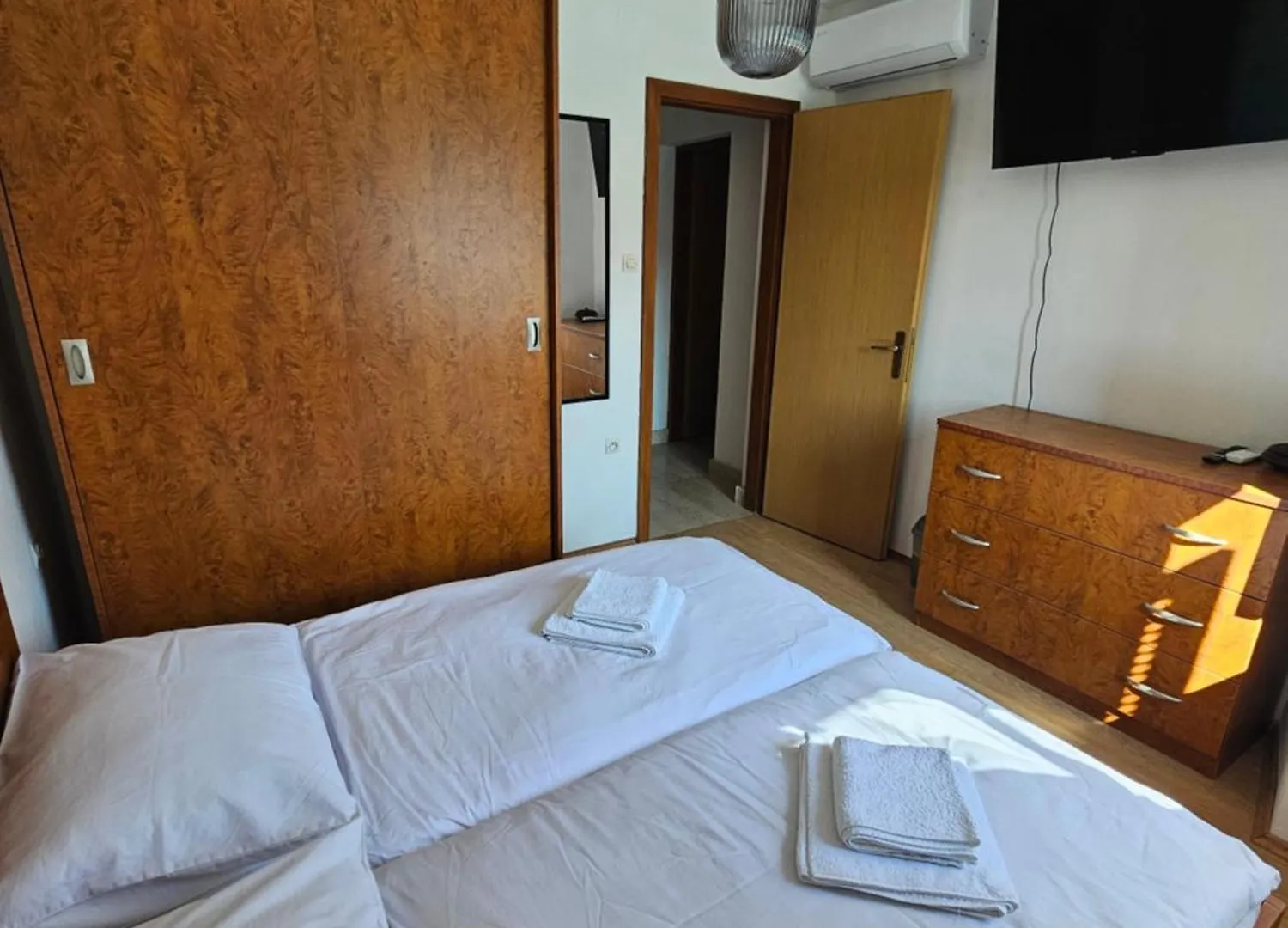 Apartmani Katine Pag Town 0*,